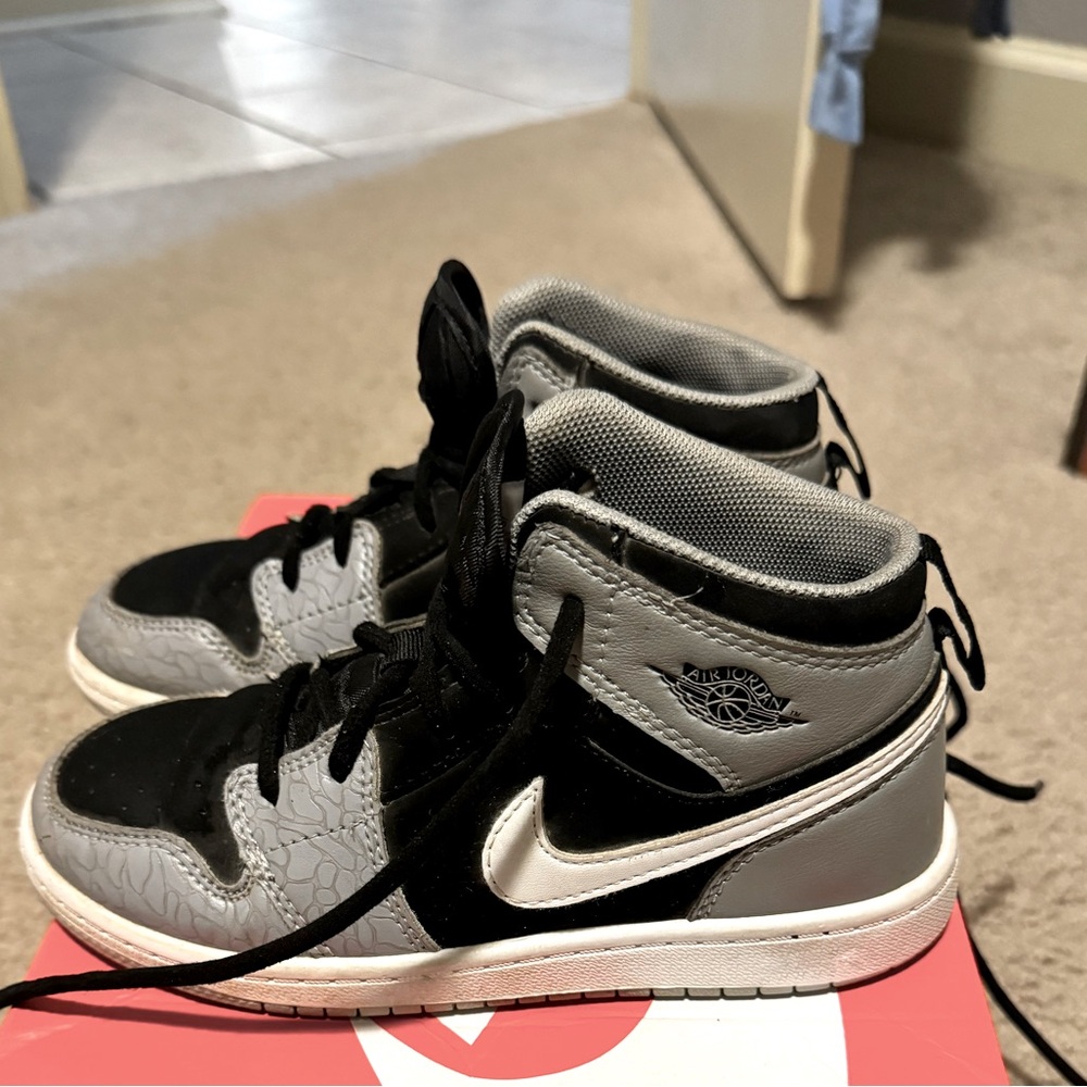 Air Jordan size 1